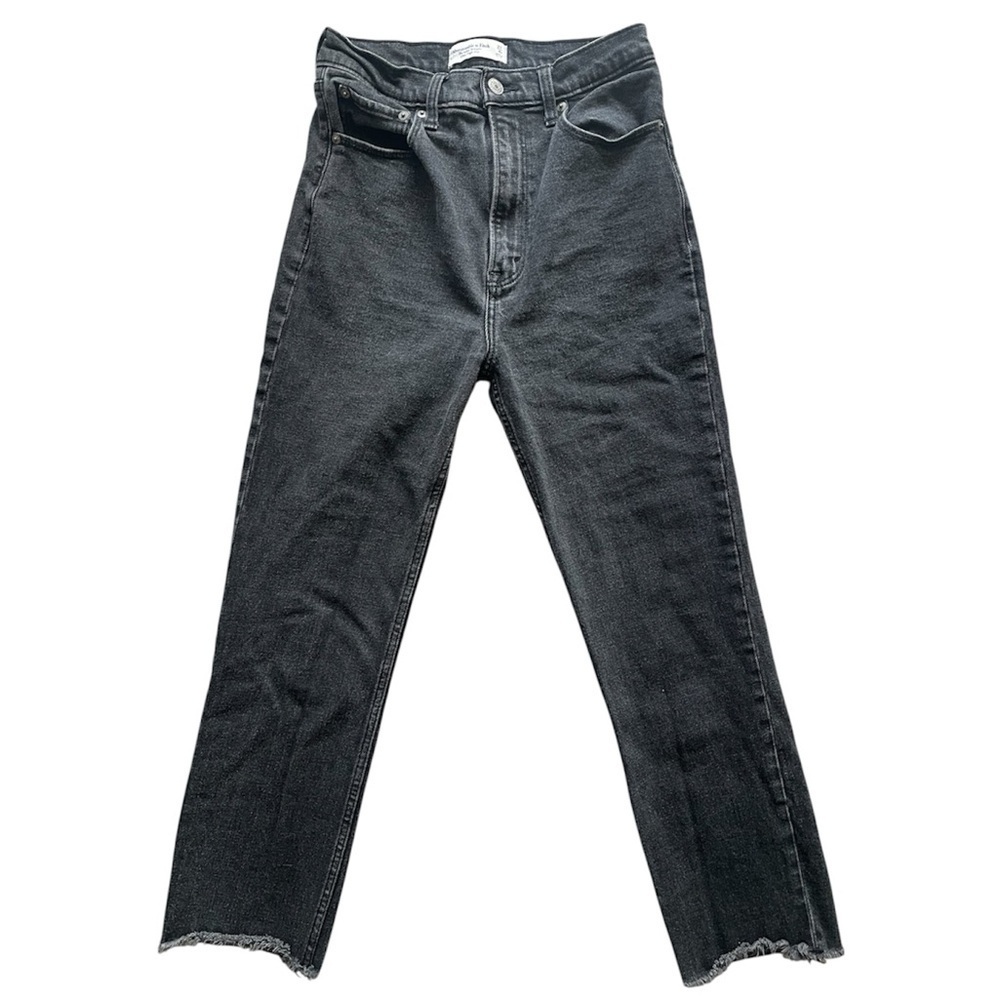 Abercrombie & Fitch Ankle Straight Ultra High Rise Black Denim Raw Hem 27 / 4
